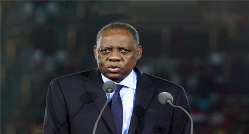 تقارير: فيفا يقرر إيقاف عيسى حياتو لمدة عام وتغريمه مالياً